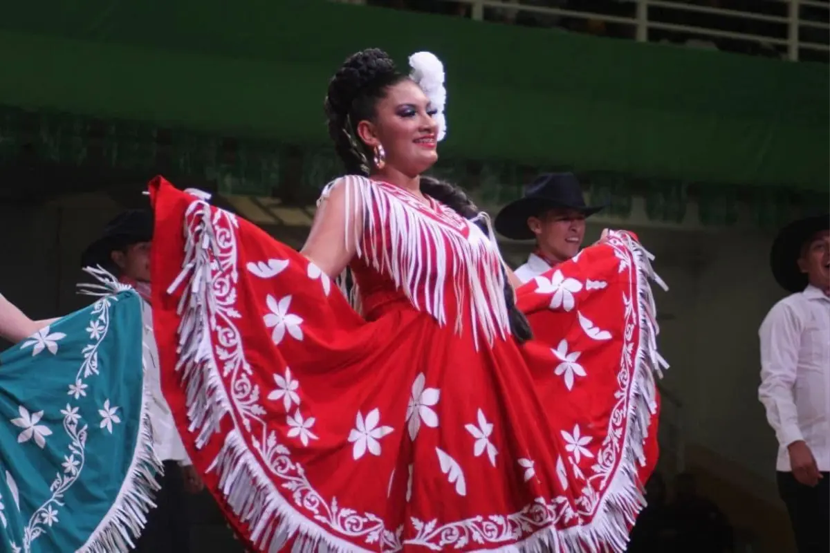 La Cuera Tamaulipeca es el traje típico del estado de Tamaulipas | Foto: Axel Hassel