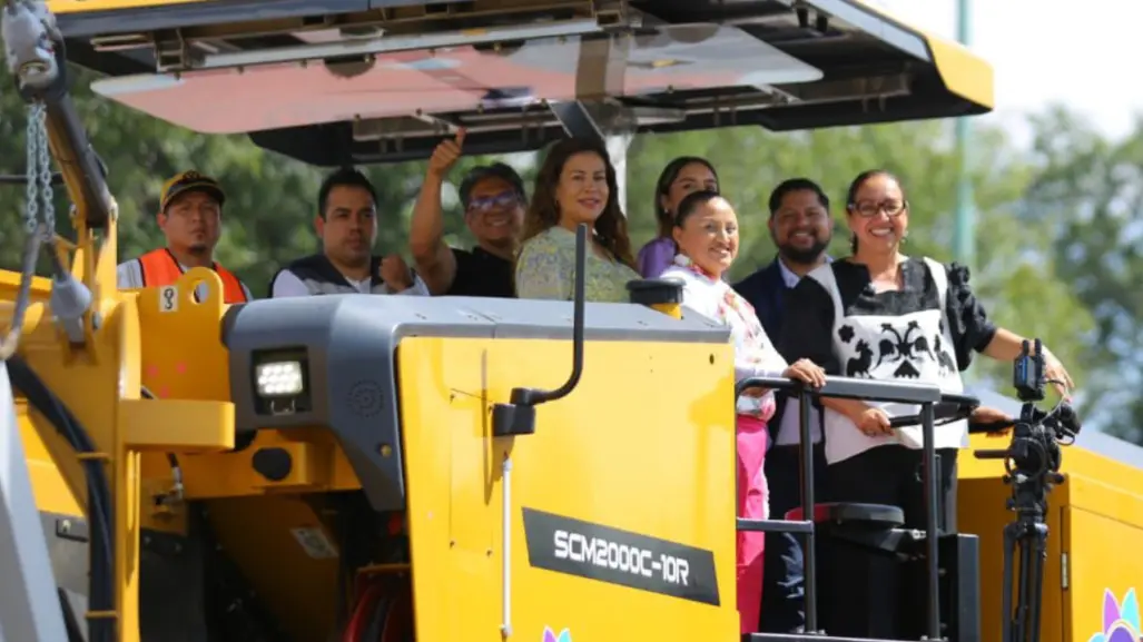 ¡Adiós baches! Más de 10 municipios del Edomex tendrán nueva maquinaria para rehabilitar calles