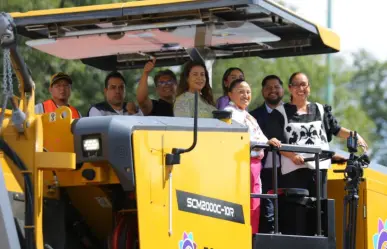 ¡Adiós baches! Más de 10 municipios del Edomex tendrán nueva maquinaria para rehabilitar calles