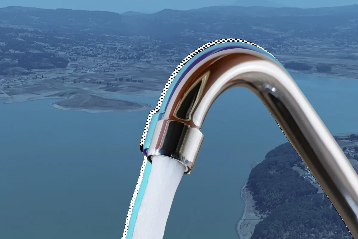 Presa Victoria de Sistema Cutzamala en Valle de México con una llave de agua.        Foto: x (@ernesto_mendez) | Canva