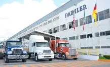 Baja producción lleva a Daimler Saltillo a implementar salidas voluntarias