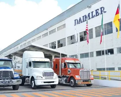 Baja producción lleva a Daimler Saltillo a implementar salidas voluntarias