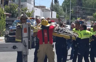 Albañil se electrocuta en el piso 10 de un edificio de Durango