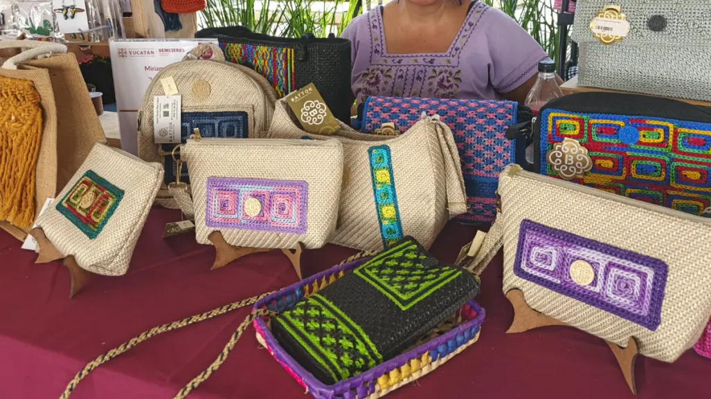  Detectan venta de falsas artesanías yucatecas en el Centro Histórico de Mérida 