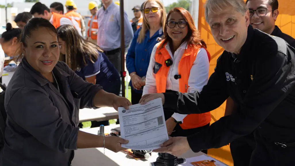 Agua y Drenaje regulariza servicio en colonias de Juárez