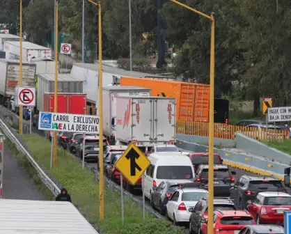 Bloquean autopista México-Puebla para denunciar malos tratos en penales del Edomex