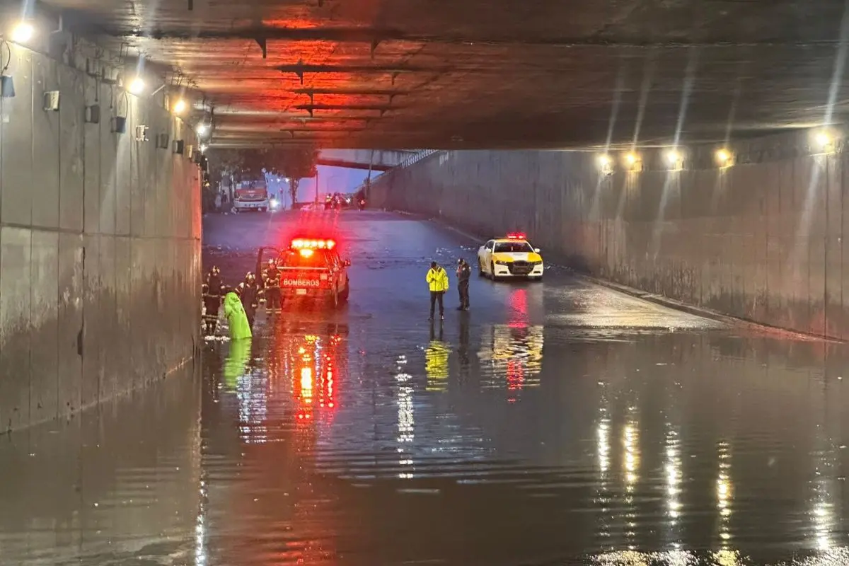 Inundación bajo puente Churubusco CDMX. Foto: Ramón Ramírez