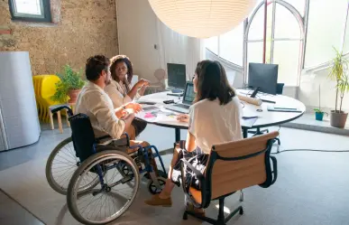 ¿Cuál es la situación laboral de las personas con discapacidad en Nuevo León?