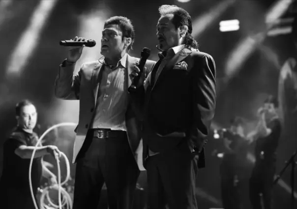Los Tigres del Norte no se quedan callados ante lo dicho por el "Chicharito" Hernández sobre los "roles de la mujer"