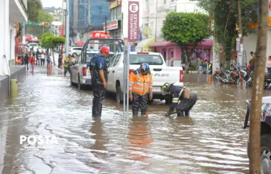 Lluvias provocan caos en Ecatepec y Tultitlán: hasta 40 cm de agua inundan calles