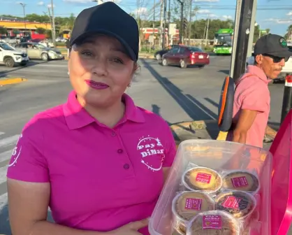 Madre emprendedora transforma un crucero de Juárez en su espacio de lucha diaria