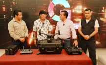 Manuel Cavazos recibe dron de vigilancia por parte de Grillo Sada