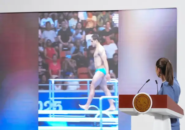 Claudia Sheinbaum felicita a Osmar Olvera por su triunfo en Singapur