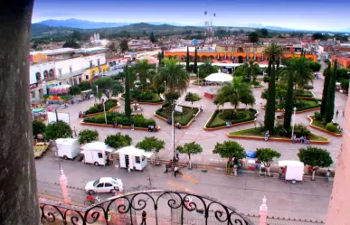 Esta es la carretera que te lleva de Edomex a un pueblo de Jalisco que es un paraíso natural