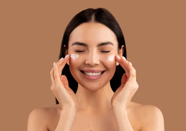 Esta crema facial de farmacia deja la piel super hidratada