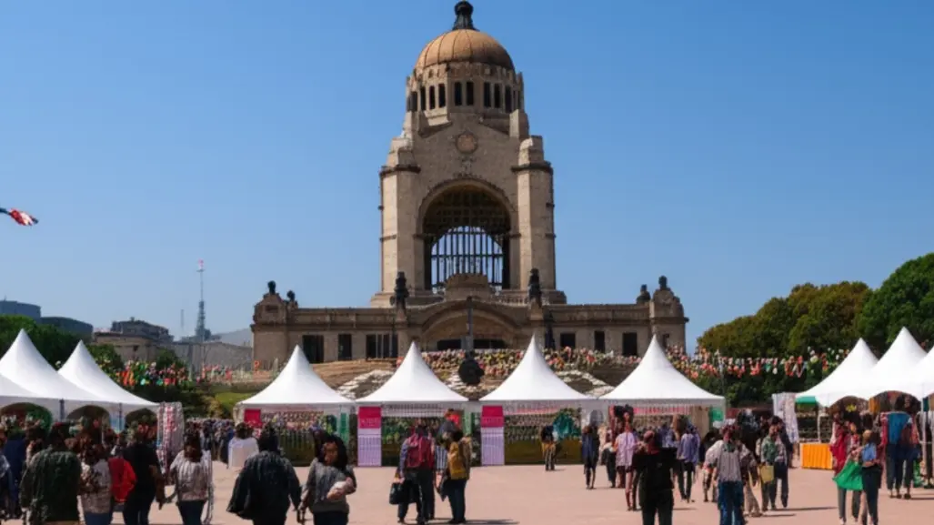 Trae un libro y llévate otro: llega el gran intercambio literario al Monumento a la Revolución