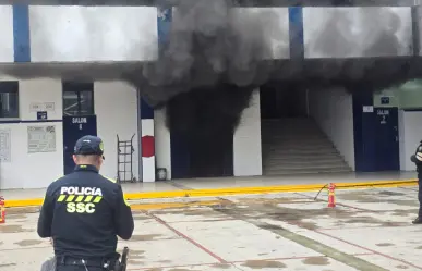 Incendio en el Plantel Bachilleres 4 "Jesús Reyes Heroles" moviliza a cuerpos de emergencia en Álvaro Obregón