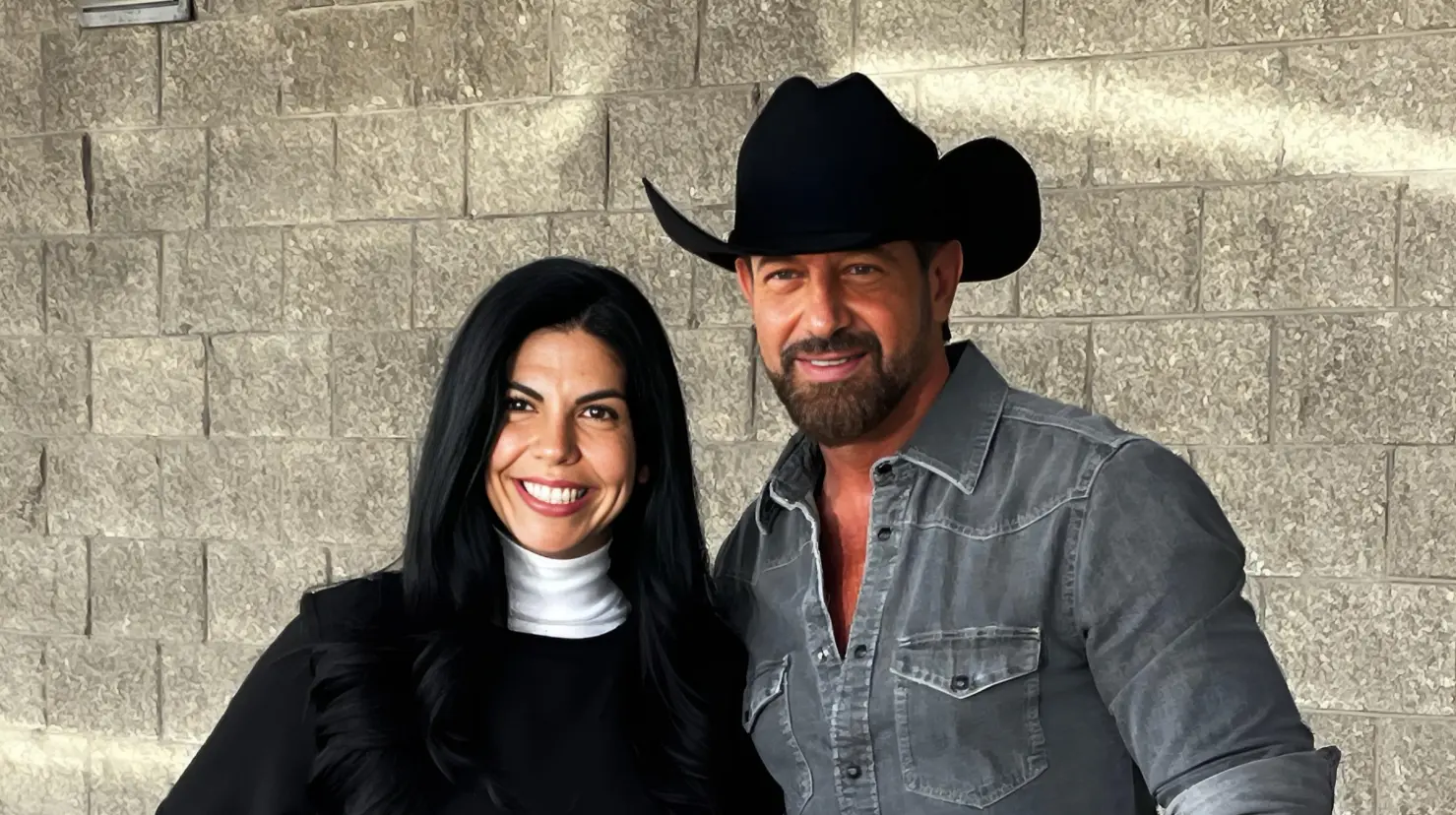 Gabriel Soto y África Zavala tomarán una merecidas vacaciones de verano, los protagonistas de Monteverde viajarán a lugares increíbles.