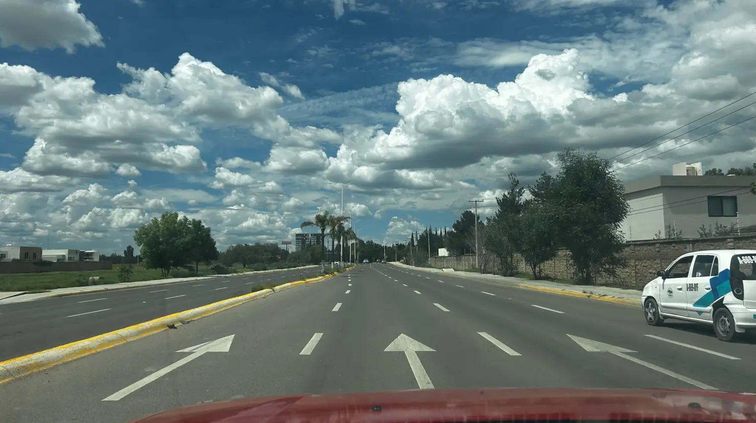 Este bulevar de Durango conecta gran parte de la ciudad. Foto: Alejandro Ávila.