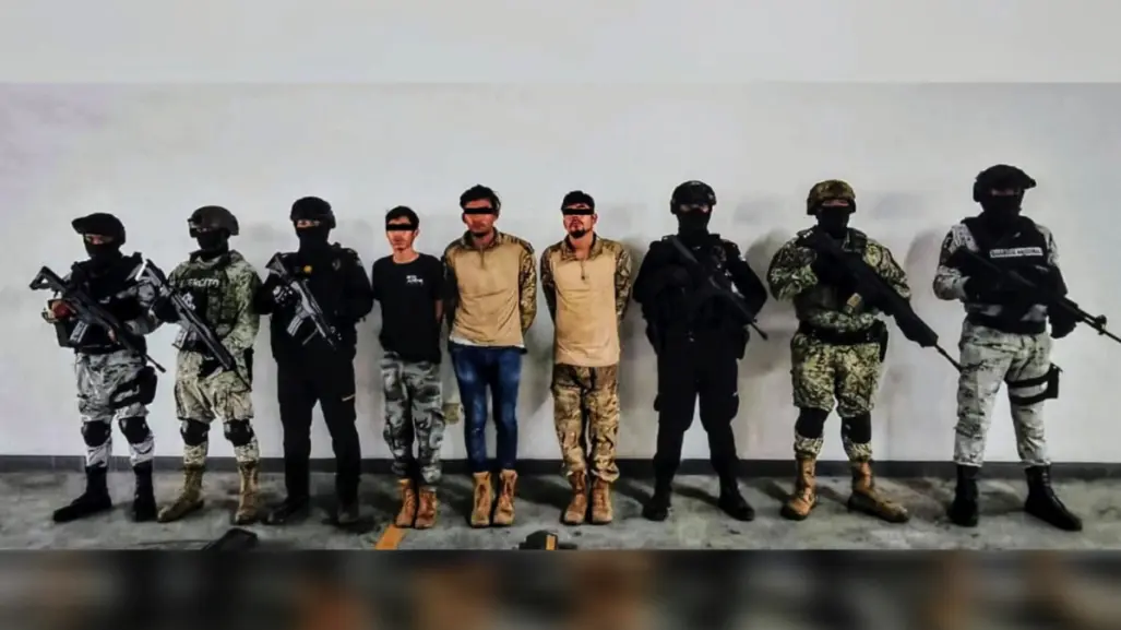 Detienen a tres hombres en Aramberri por narcomenudeo y portación de armas
