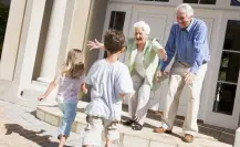 Día del Abuelo: ¿Cuál es el mejor regalo según la IA?