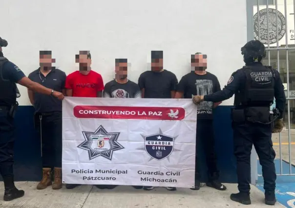 Detienen a cinco presuntos miembros del CJNG en autopista de Michoacán