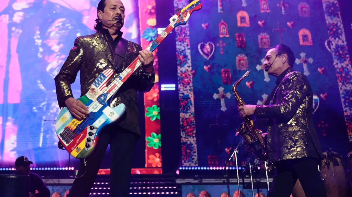 Los Tigres del Norte abarrotaron el Palacio de los Deportes en su segunda parada en la Ciudad de México este 2025.