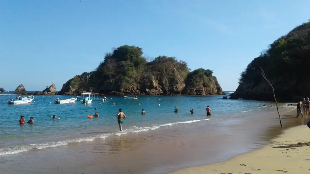 Oaxaca: Esta playa es tan tranquila como una panteón, ideal para vacacionar en familia