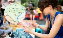 Explora el mercado secreto muy cerca de la frontera de Texas y México