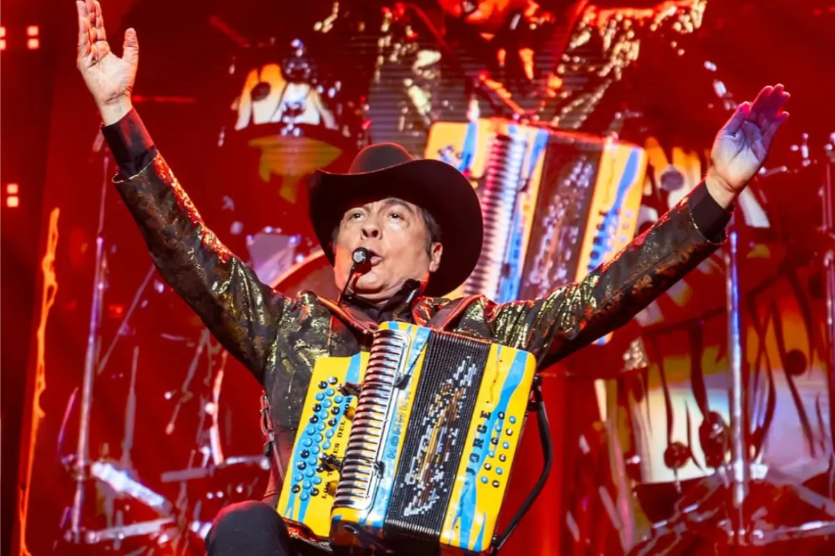 Los Tigres del Norte: los 6 conciertos más impactantes de los Jefes de Jefes (Foto: IG @lostigresdelnorte / Canva)