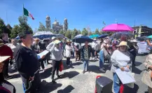 Jubilados y docentes del Edomex exigen resolver fraude de funeraria CIF