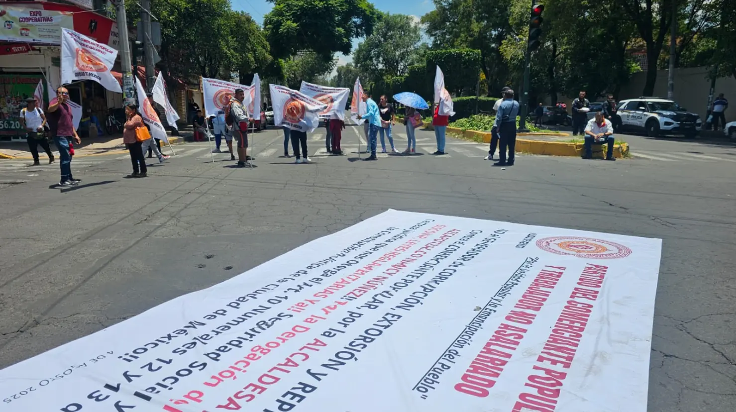 Manifestantes de CDMX. Foto: Luis Antonio Alfaro