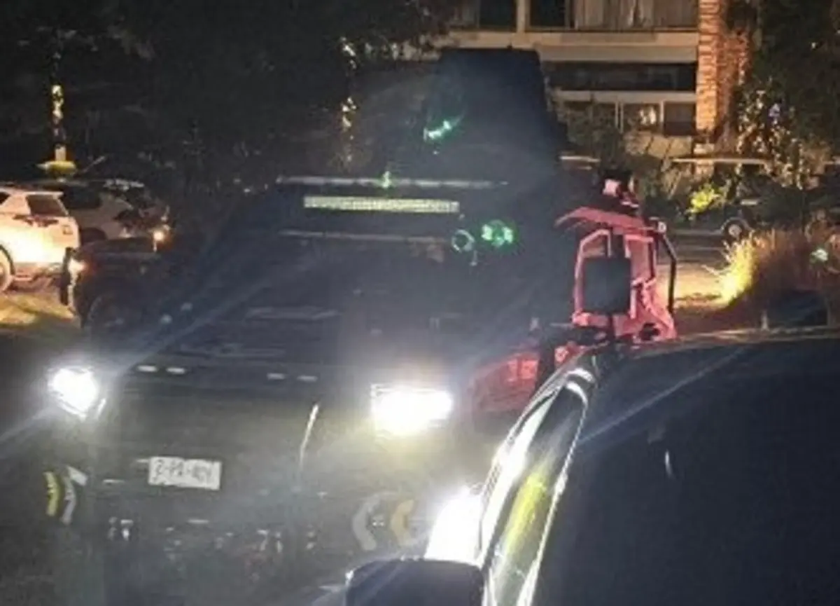 Hasta ahora, no hay detenidos, pero las autoridades han comenzado la revisión de cámaras de videovigilancia del hotel. Foto: Redes Sociales.
