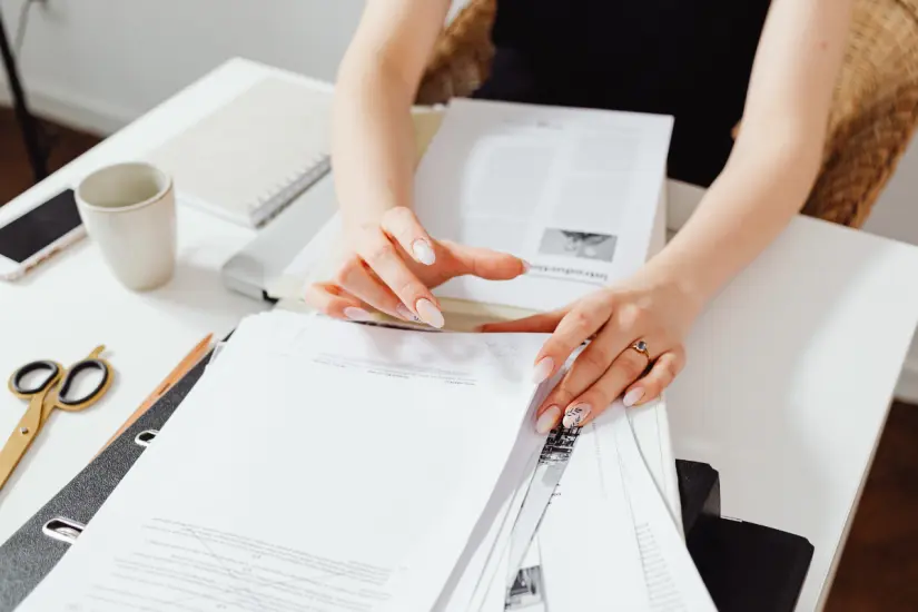 Es fundamental evaluar distintas opciones al cambiar de Afore para optimizar tus ahorros y asegurar una mejor jubilación. Foto: Canva