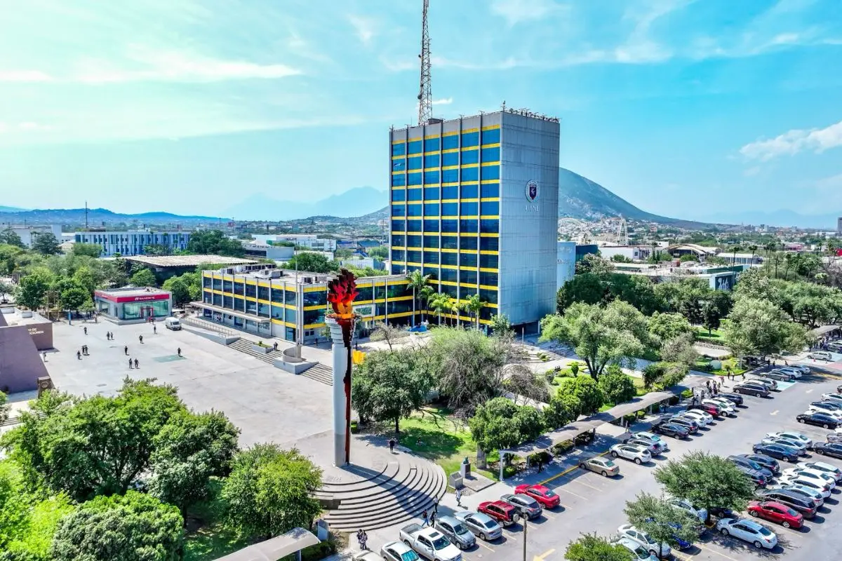 La Universidad Autónoma de Nuevo León (UANL) arrancó el ciclo escolar agosto-diciembre 2025. Foto: UANL