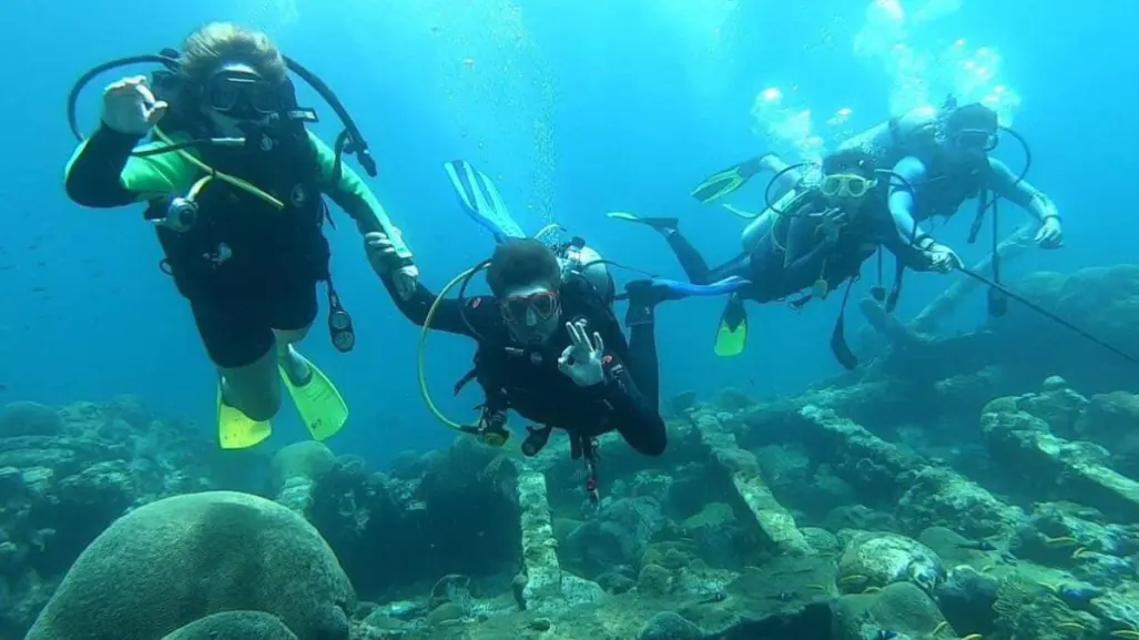Bucea entre arrecifes y aguas cristalinas este verano a 2 horas de Tampico