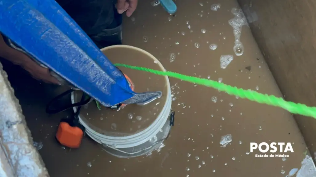 Vecinos de Ixtapaluca sufren daños por lluvias: hasta medio metro de agua en calles