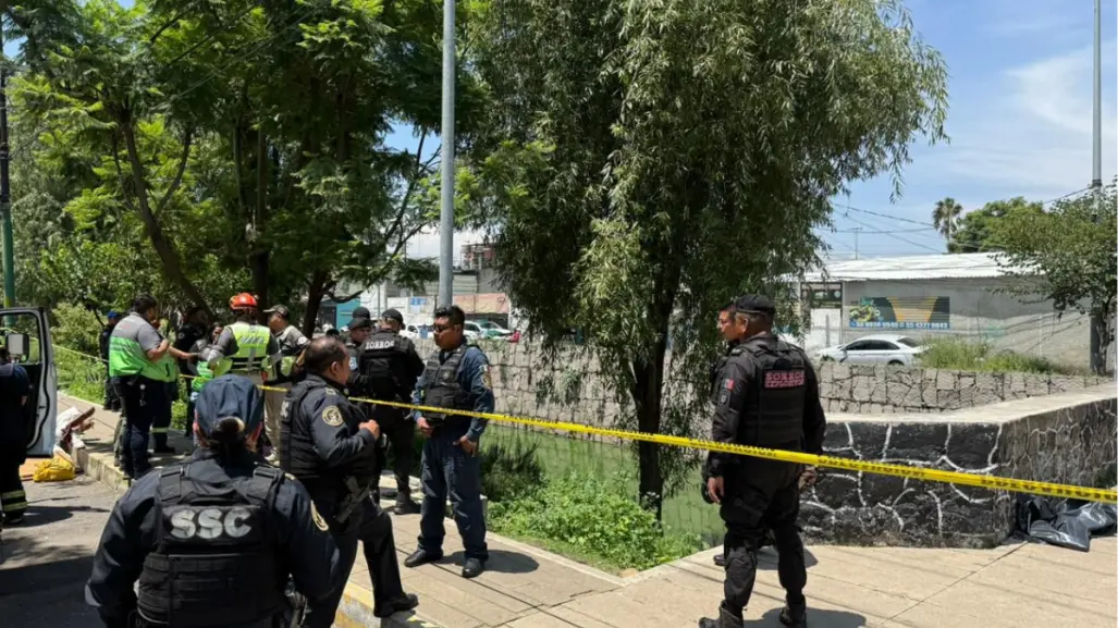 Macabro hallazgo: vecinos descubren el cuerpo de una mujer flotando en Coyoacán 