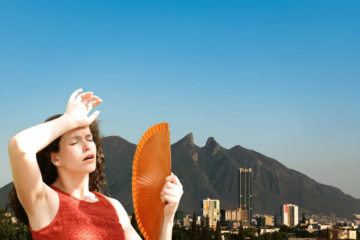 Ante el calor extremo y los chubascos, las autoridades recomiendan una combinación de medidas para evitar riesgos a la salud y accidentes. Foto: Canva.