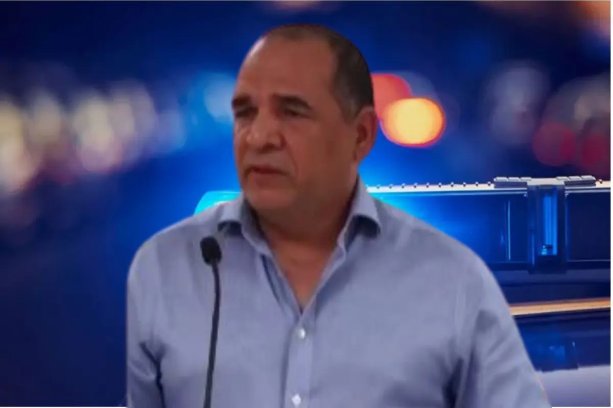 El Procurador de Justicia del Estado, Antonio López Rodríguez, señaló que los policías sospechosos por secuestro ya están siendo formalmente investigados. Fotos: Facebook | Canva.