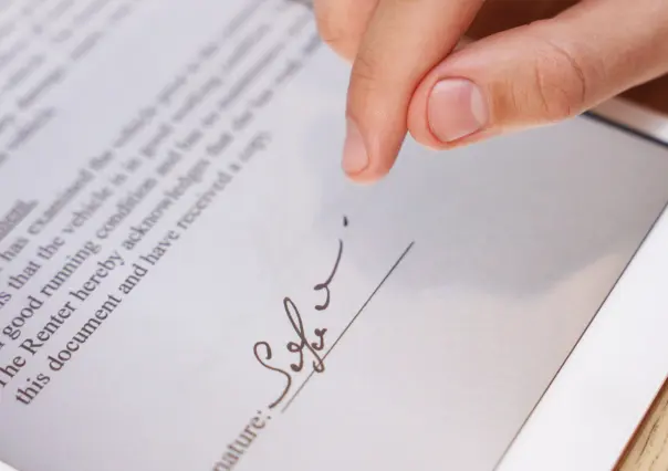 ¿Qué significa que una persona tenga una firma sencilla, según la grafología?