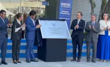 Samuel García devela placa conmemorativa del Campus UNITEC Monterrey