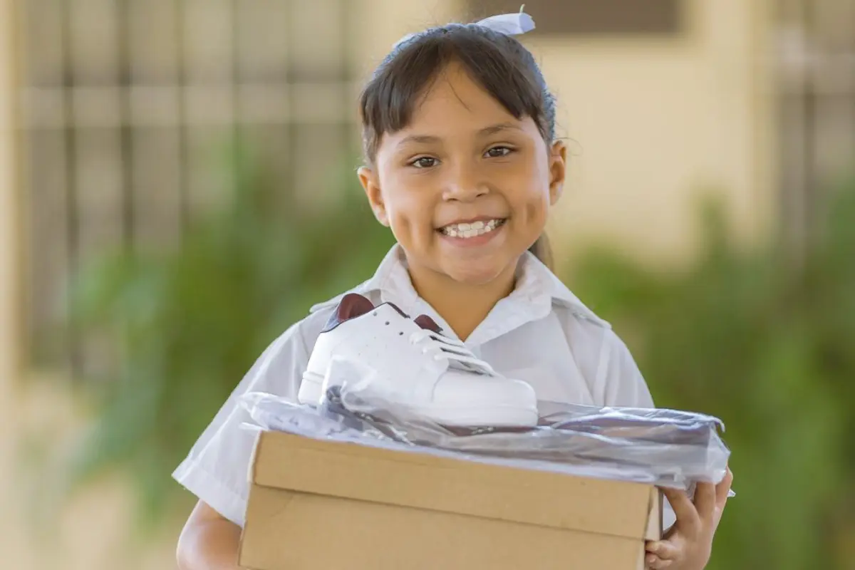 El Gobierno de Tamaulipas distribuirá paquetes de útiles y uniformes escolares en 25 municipios. Foto: Secretaría de Educación Tamaulipas