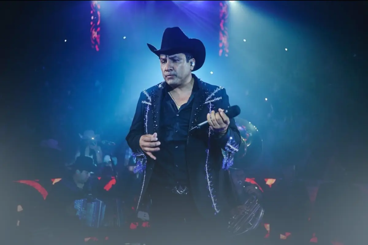 Julión Álvarez prepara show gratuito (Foto: IG @lospasosdejulion, @coparmusicoficial / Canva)