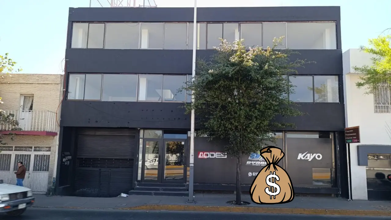 Este edificio de Durango se encuentra a la venta o también tiene opción de renta. Foto: Bilden Bienes Raíces.