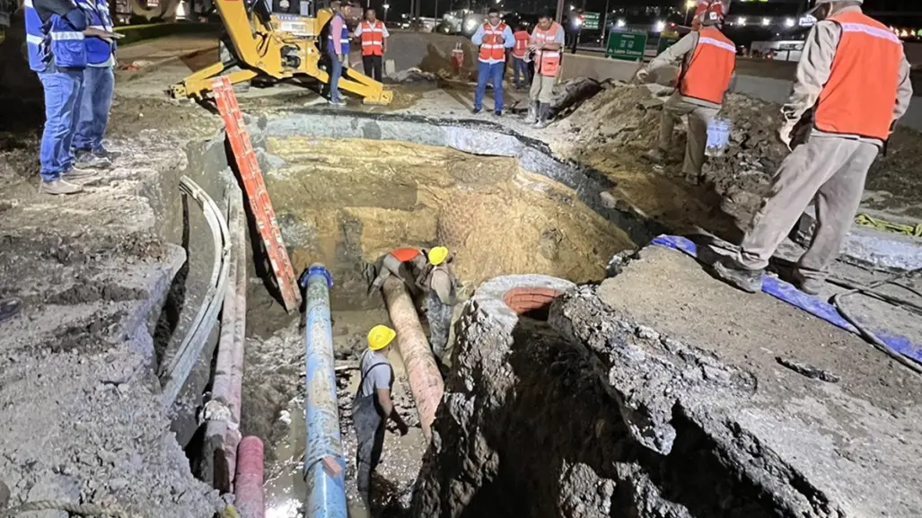 ¿Hasta cuándo seguirá cerrada la lateral de la avenida Lázaro Cárdenas en Valle Oriente?