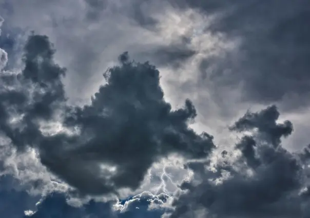 Tormenta tropical Ivo se forma sobre las costas de Guerrero y Oaxaca