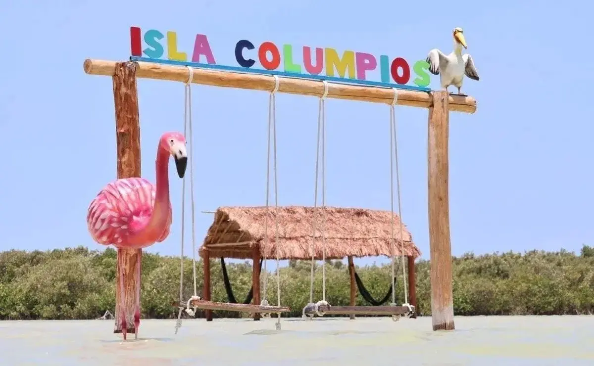 Durante esta temporada de verano, un destino que es muy visitado por las personas es Isla Columpios debido a a la belleza que rodea al lugar.- Fuente Alejandra Vargas