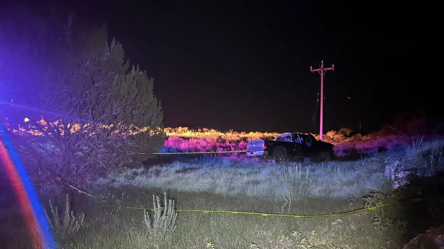 Una accidente carretero le quitó la vida a un joven y dejó 5 personas lesionadas. Foto: Especial.