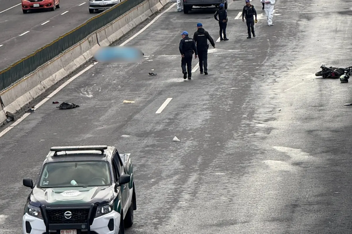 Accidente de motocicleta en la México- Toluca. Foto: Ramón Ramírez